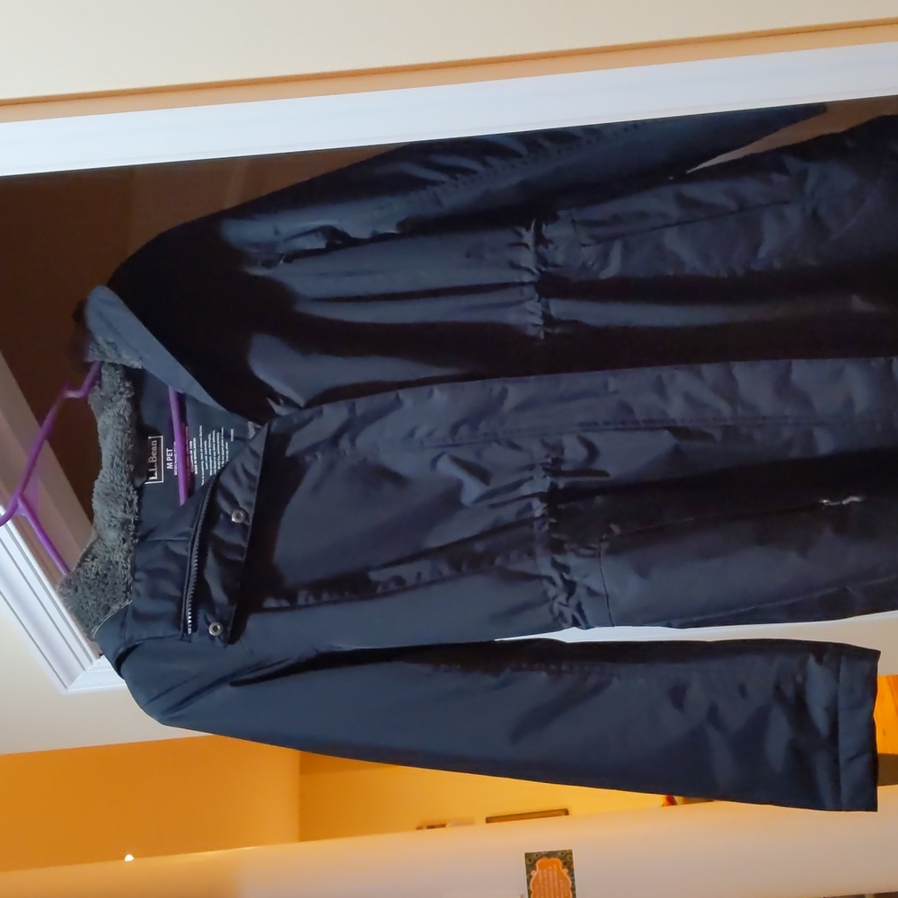 L.L.Bean jacket misses petite medium, navy with gray fleece in hood to waist